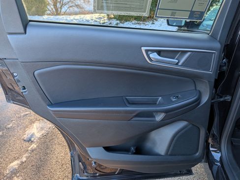 Certified 2023 Ford Edge SEL image 30