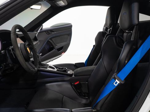 Used 2022 Porsche 911 GT3 RWD image 33