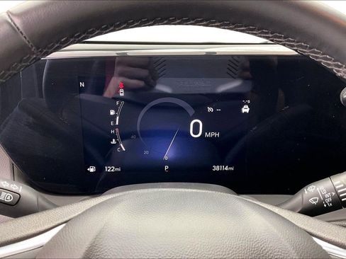 Used 2024 Buick Encore GX Sport Touring FWD image 20