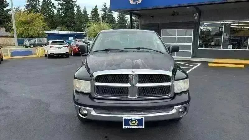 Used 2004 Dodge Ram 1500 Truck SLT w/ Trailer Tow Group RWD image 2