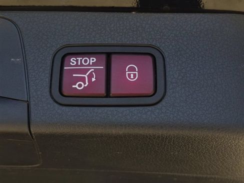 Certified 2022 Mercedes-Benz GLB 250 image 10