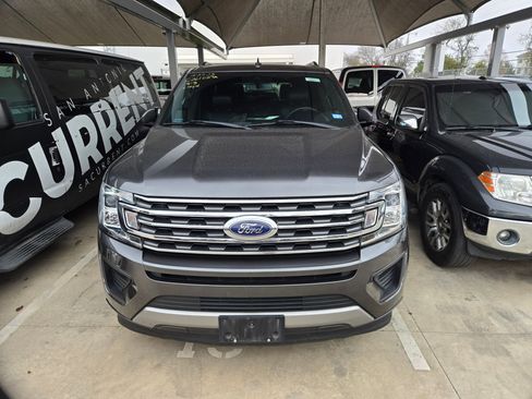 Used 2020 Ford Expedition XLT w/ Equipment Group 202A image 3