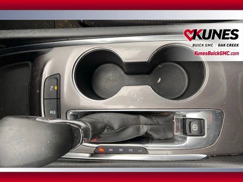 Used 2024 Chevrolet Malibu LT image 20