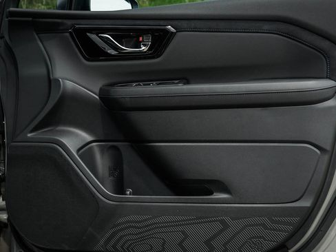 New 2026 Subaru Forester Limited AWD/4WD image 10