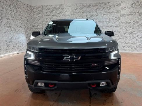 Used 2021 Chevrolet Silverado 1500 LT Trail Boss w/ Convenience Package II AWD/4WD image 2