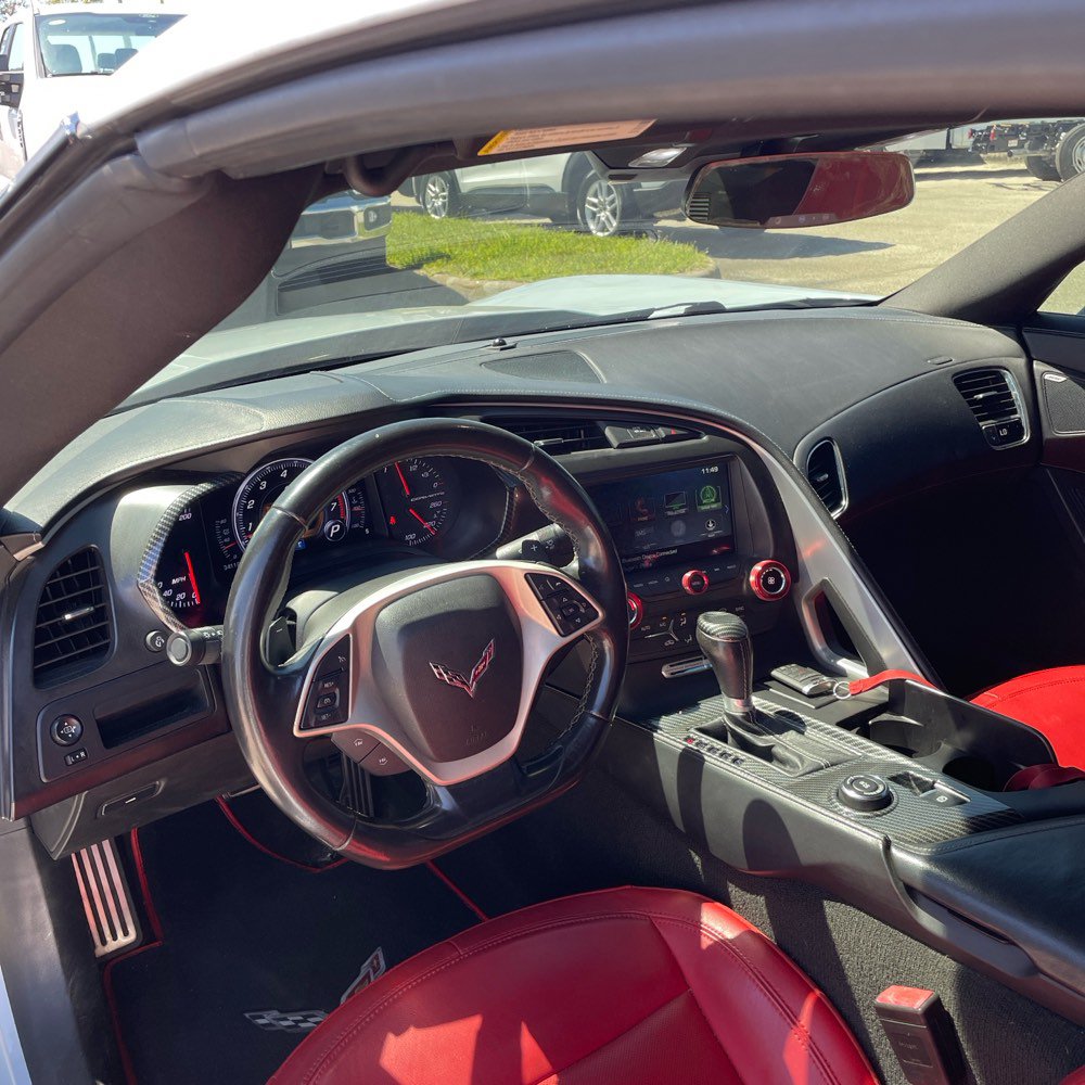 Used 2019 Chevrolet Corvette Grand Sport w/ Carbon Flash Badge Package RWD image 9