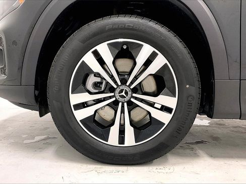 New 2025 Mercedes-Benz GLB 250 4MATIC image 11