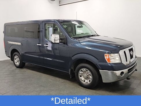Used 2017 Nissan NV 3500 SL RWD image 2