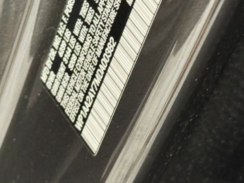 Used 2021 Porsche Cayenne image 31