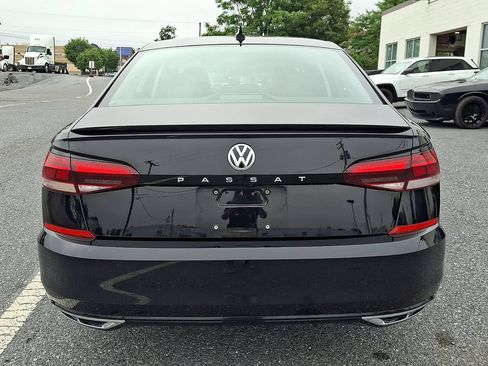 Used 2020 Volkswagen Passat 2.0T R-Line FWD image 6