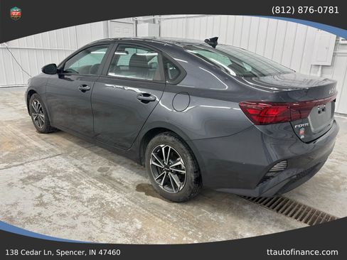 Used 2024 Kia Forte LXS w/ LXS Technology Package FWD image 4