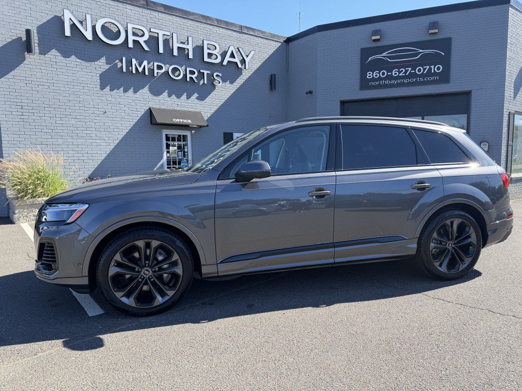 Used 2026 Audi Q7 3.0T Premium Plus w/ Premium Plus Package AWD/4WD image 1