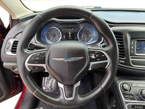 Used 2015 Chrysler 200 Limited w/ Convenience Group FWD image 17