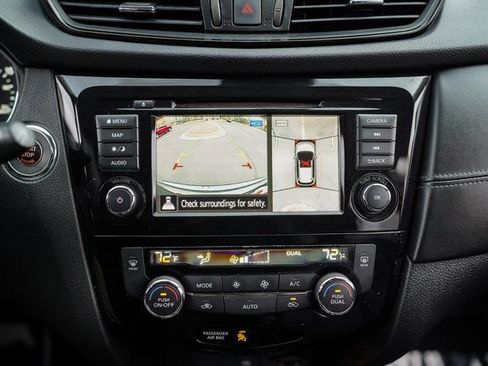 Used 2020 Nissan Rogue SL image 31