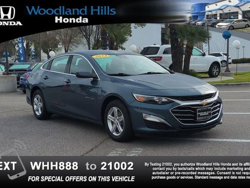 Used 2024 Chevrolet Malibu LS image 3