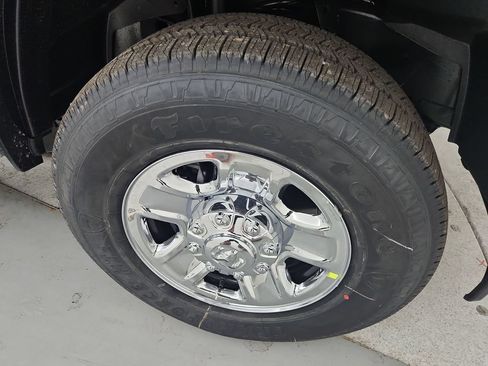 New 2026 RAM 2500 Tradesman AWD/4WD image 26