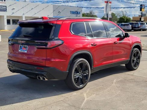 Used 2024 GMC Acadia Elevation w/ Black Edition FWD image 7