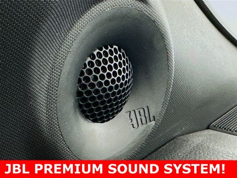 Certified 2025 Toyota Sienna Platinum image 22