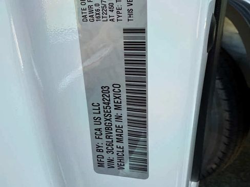 Used 2025 RAM ProMaster 1500 w/ Convenience Group image 25