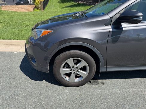 Used 2015 Toyota RAV4 XLE AWD/4WD image 30