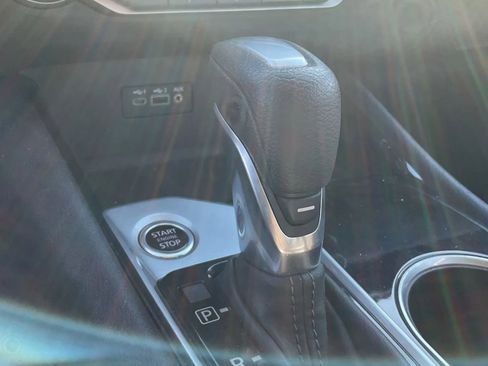 Used 2024 Nissan Altima 2.5 SV image 20