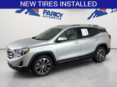 Used 2019 GMC Terrain SLT FWD image 1