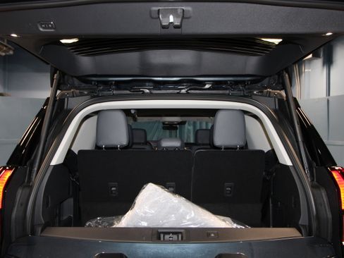 New 2026 Ford Expedition Active image 38