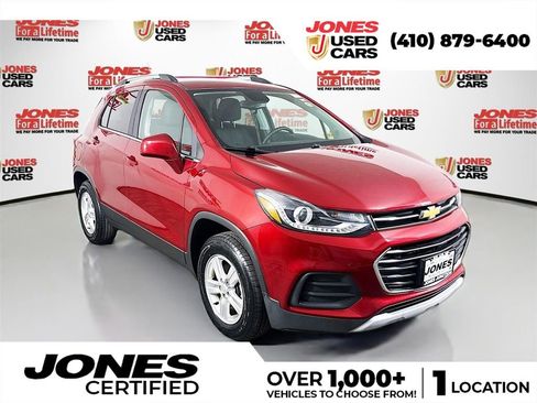 Used 2020 Chevrolet Trax LT image 1