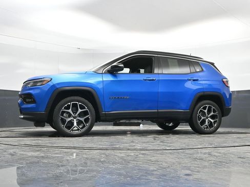 Used 2026 Jeep Compass Limited image 50