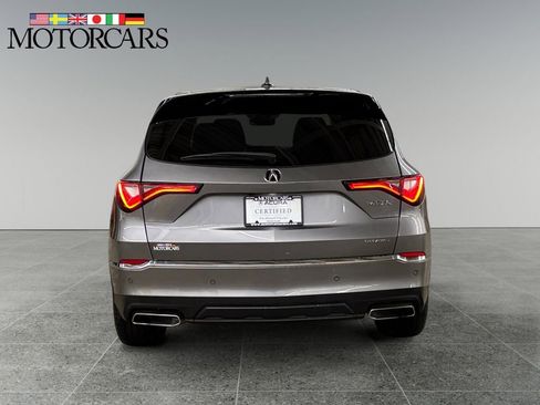 Used 2022 Acura MDX SH-AWD w/ Technology Package image 4