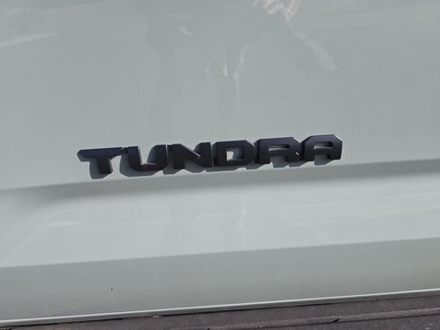 Used 2025 Toyota Tundra Limited w/ TRD Off-Road Package AWD/4WD image 13