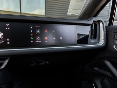 New 2025 Porsche Cayenne Turbo image 35