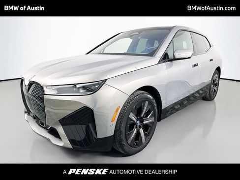 Used 2024 BMW iX xDrive50 w/ Sport Package AWD/4WD image 1