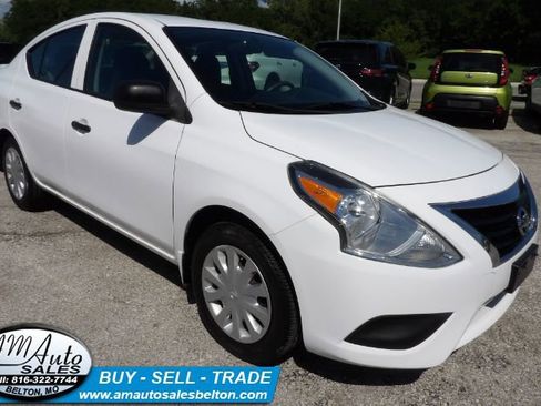 Used 2015 Nissan Versa S Plus image 7