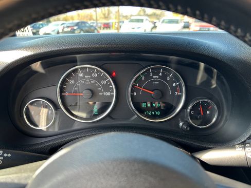 Used 2014 Jeep Wrangler Unlimited Sport w/ Quick Order Package 24S image 15