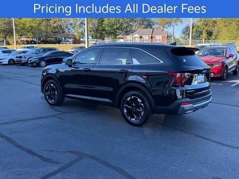 New 2026 Kia Sorento S w/ S Panoramic Sunroof Package FWD image 5