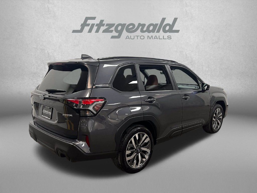 Used 2026 Subaru Forester Touring AWD/4WD image 5