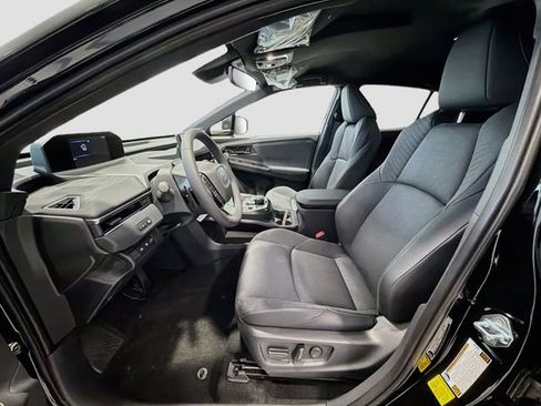 New 2026 Toyota C-HR AWD/4WD image 17