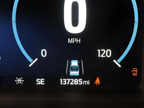 Used 2021 Ford F150 Lariat w/ Equipment Group 502A High image 14