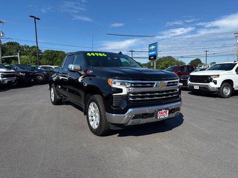 Used 2023 Chevrolet Silverado 1500 LTZ w/ Z71 Off-Road Package AWD/4WD image 2
