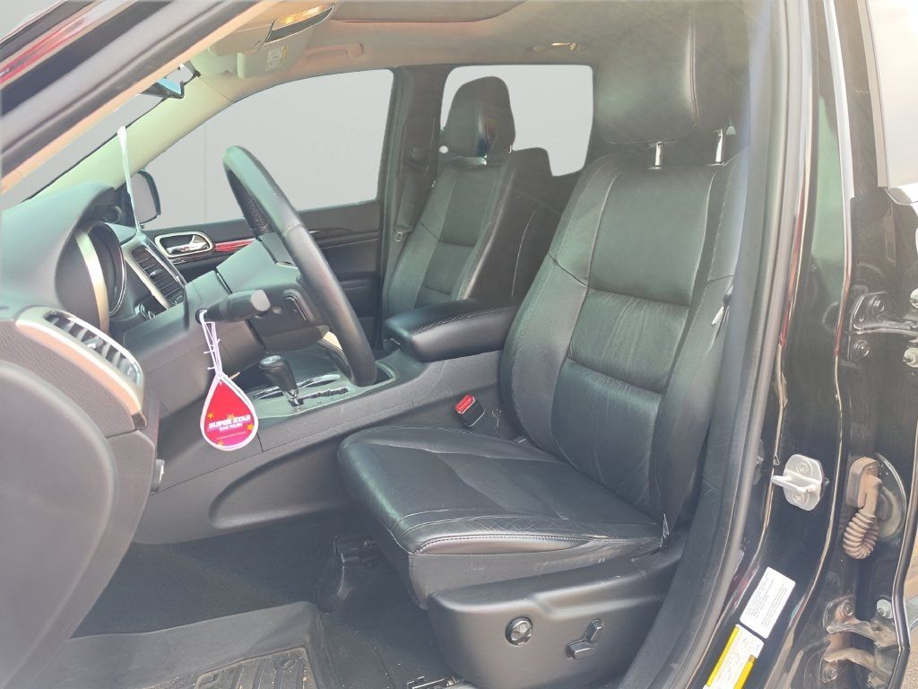 Used 2012 Jeep Grand Cherokee Altitude RWD image 11