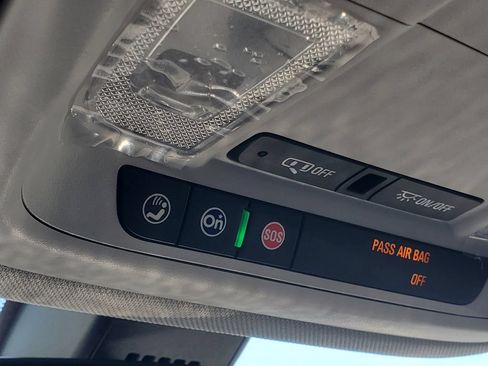 Used 2019 Chevrolet Traverse LS FWD image 6