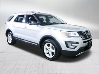 Used 2017 Ford Explorer XLT w/ Equipment Group 202A AWD/4WD video 1