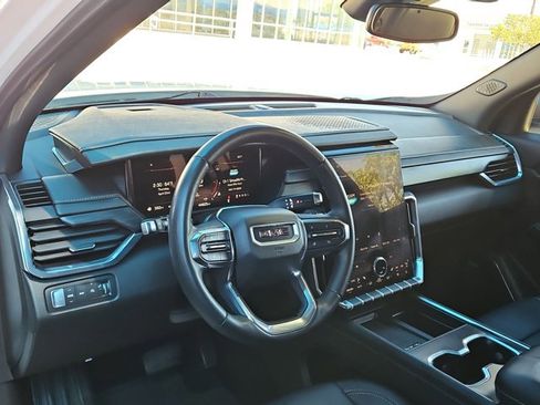 Certified 2024 GMC Acadia Elevation image 10