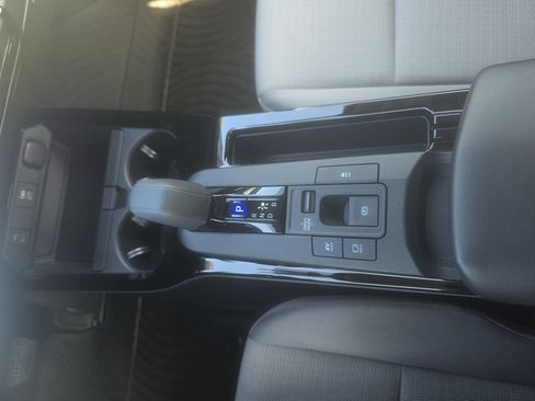 Used 2026 Toyota Prius LE FWD image 24