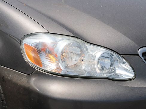 Used 2007 Toyota Corolla LE FWD image 12
