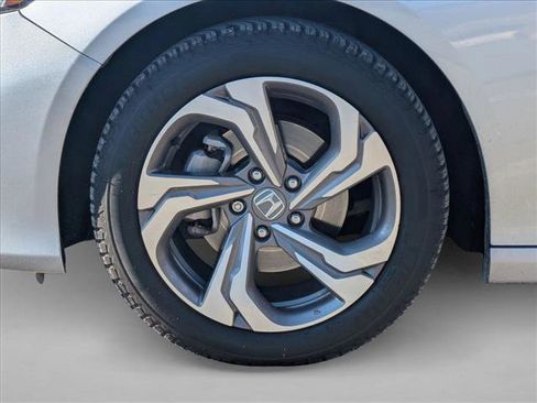 Used 2018 Honda Accord EX-L image 9
