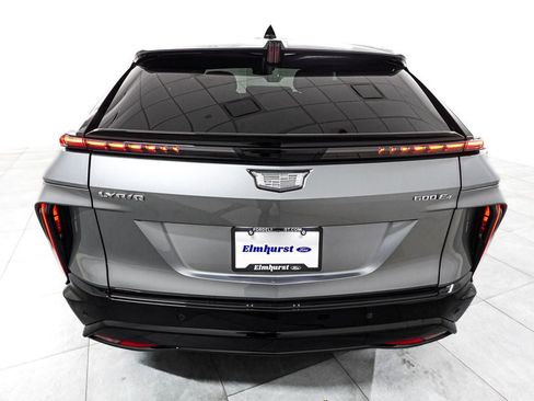Used 2024 Cadillac Lyriq Sport AWD/4WD image 6