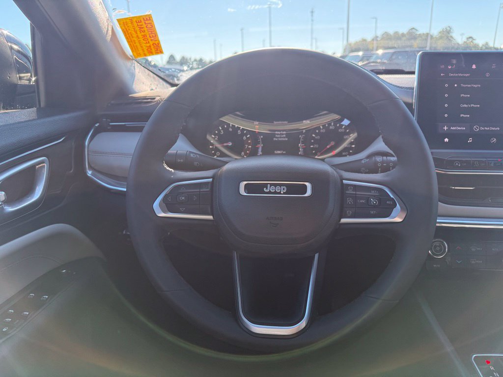 Used 2024 Jeep Compass Limited AWD/4WD image 7