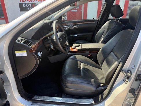 Used 2007 Mercedes-Benz S 550 w/ Premium Pkg 1 image 9